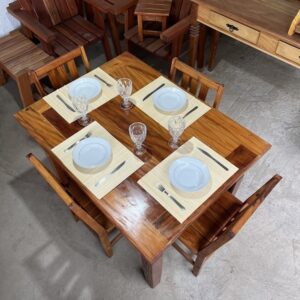 Mesa de Jantar Retangular 4 lugares